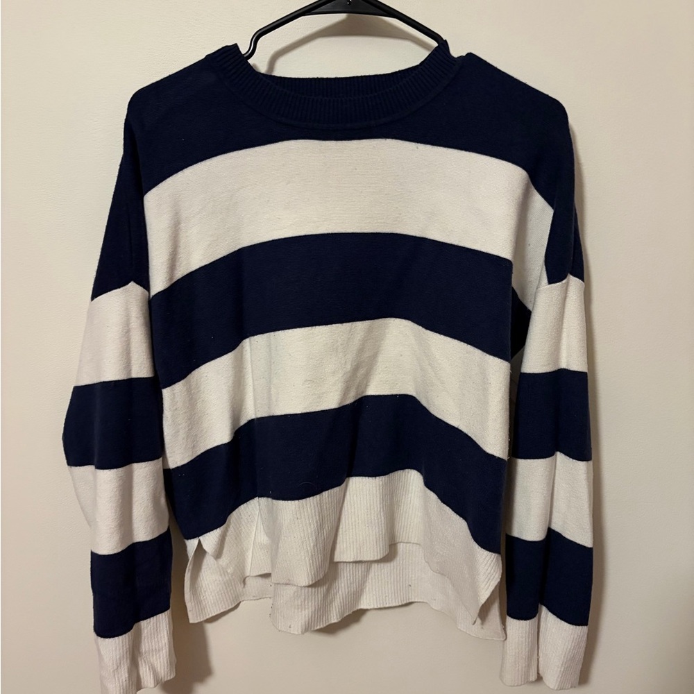 Abercrombie Striped Navy and White Crew Sweater - Picture 4 of 4